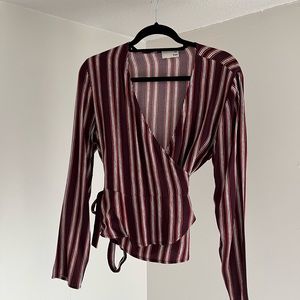 Aritzia Wilfred Wrap Top